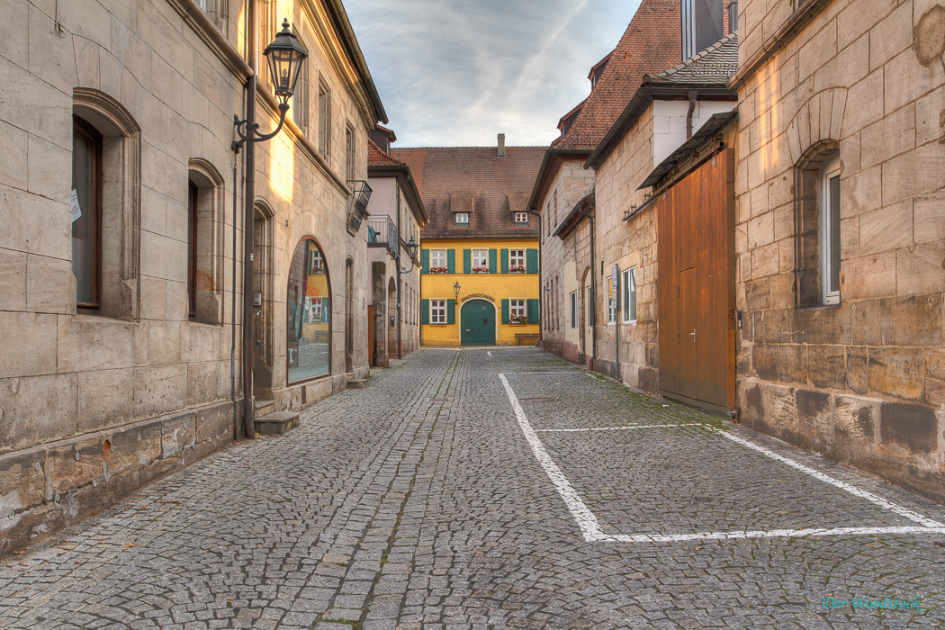 Blick auf die Stadtbücherei in der Rosenstrasse